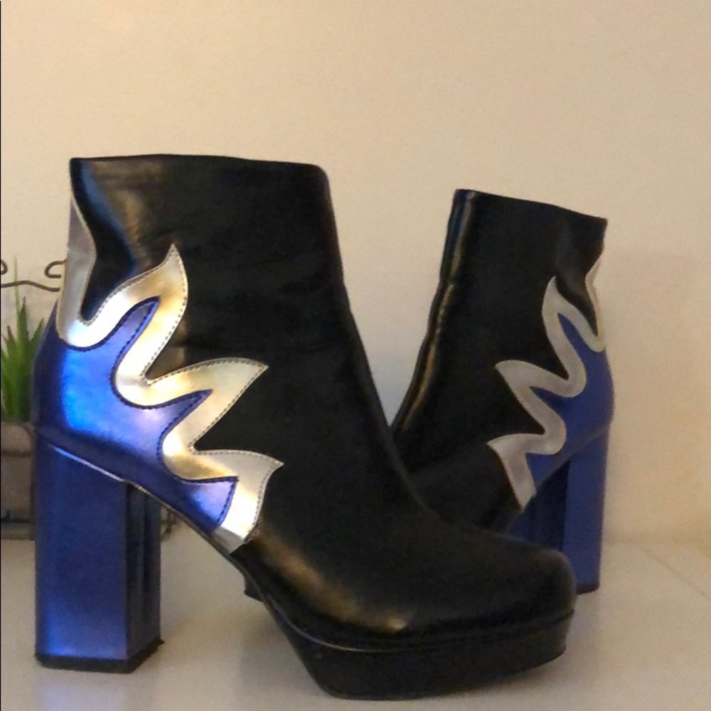 Urban outfitters boots